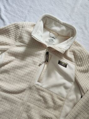 L.L. BEAN Womens Mountain Classic Windproof Fleece Jacket Full Zip Natural Color